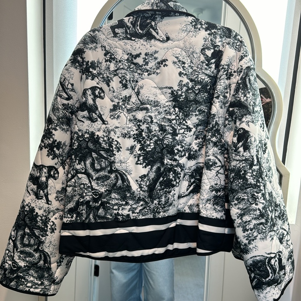 Jacket - Picture 5 of 5